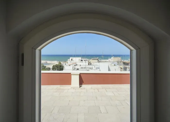 Palazzo Della Torre 205 - Cozy Sea View * Bari